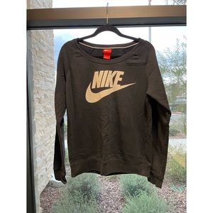 Nike pullover sweater